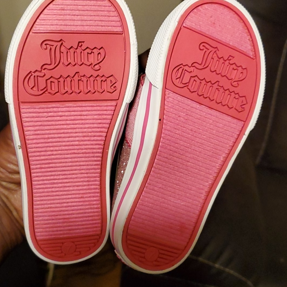 Shoes - Picture 3 of 4
